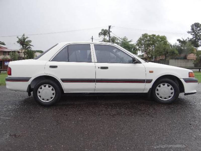 1995 MAZDA 323 PROTEGE