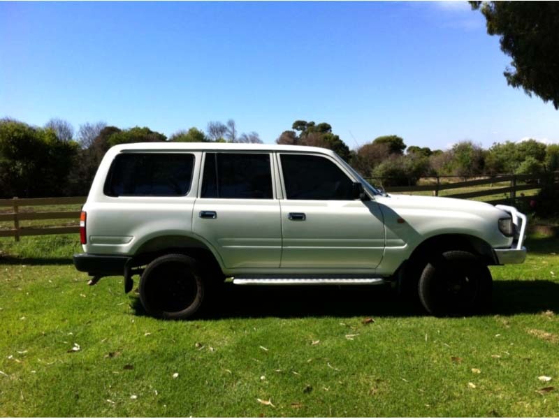 1997 TOYOTA LANDCRUISER DX
