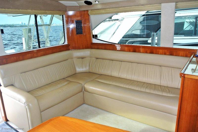 Riviera 42 Flybridge *** OUTSTANDING CONDITION ***$459,000***
