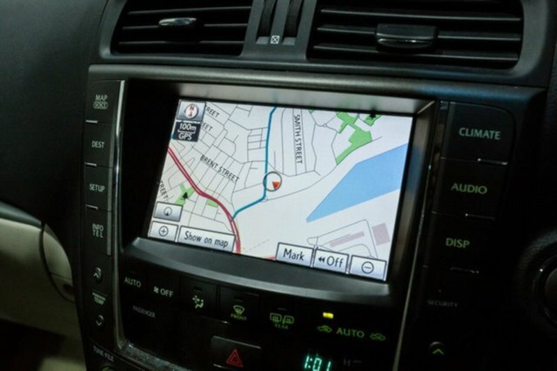 2010 LEXUS IS250C SPORTS LUXURY GSE20R
