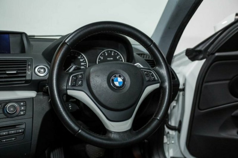 2012 BMW 1 20i E82 MY12
