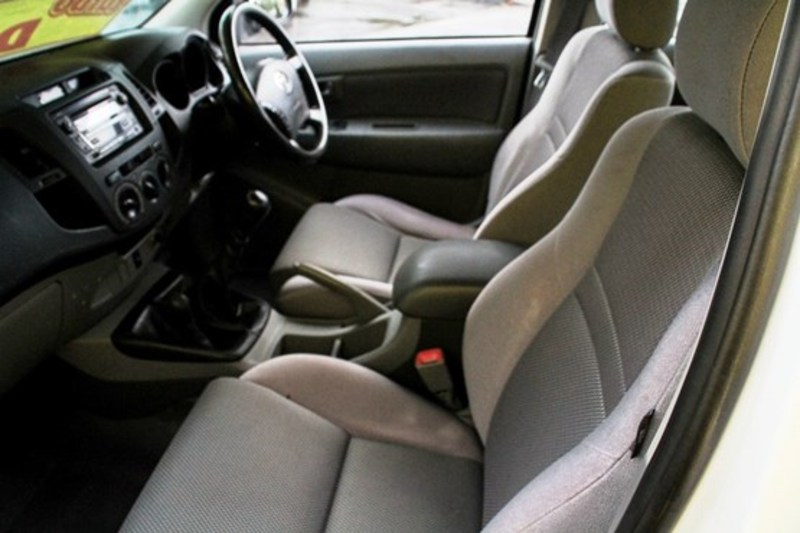 2010 TOYOTA HILUX SR KUN26R MY10