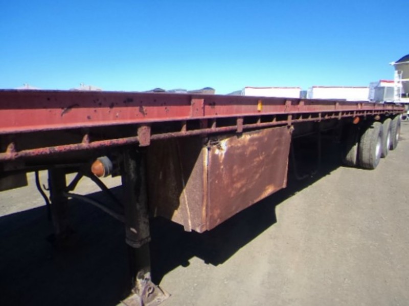 Haulmark Flat top Semi Trailer