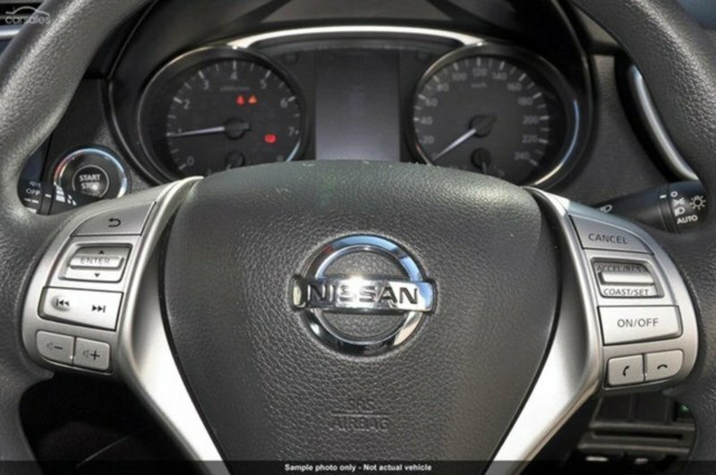 2015 NISSAN X-TRAIL ST (FWD) T32