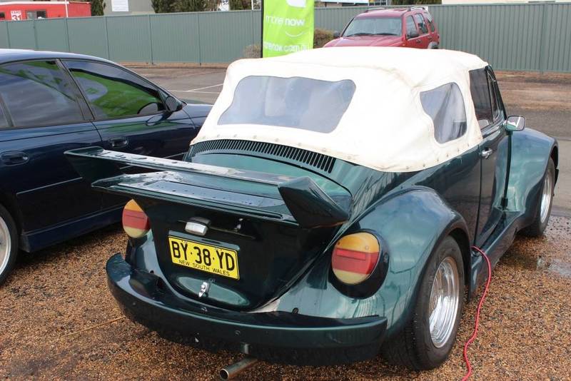 1971 VOLKSWAGEN BEETLE .