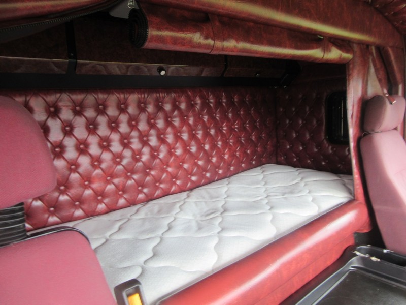 2009 KENWORTH K108 LOW ROOF K108 Truck