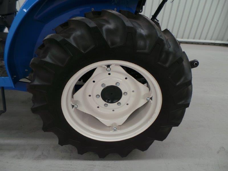 2015 ISEKI TG5330.4R 4WD RPS TRACTOR & 4 IN 1 LOADER PACKAGE CW