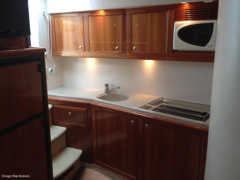 Riviera M430 Sports Cruiser