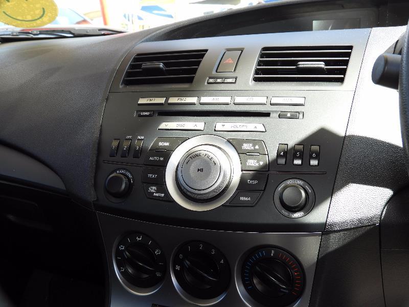 2010 MAZDA 3 Neo