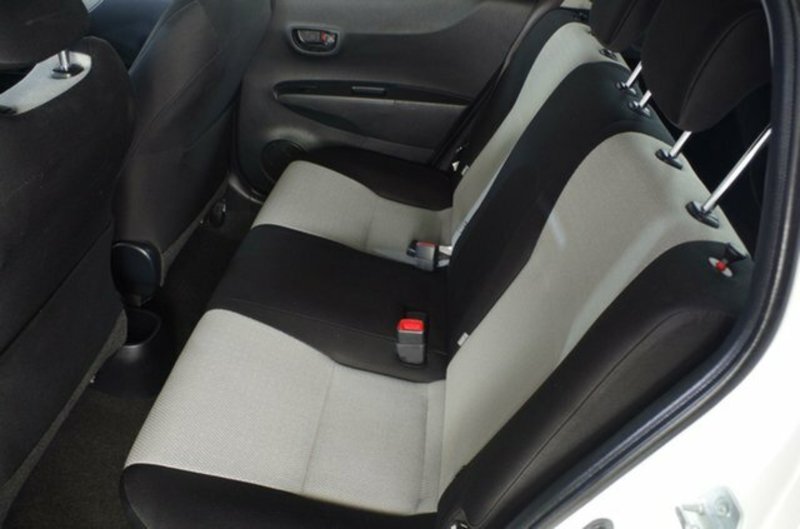 2013 TOYOTA YARIS YR NCP130R