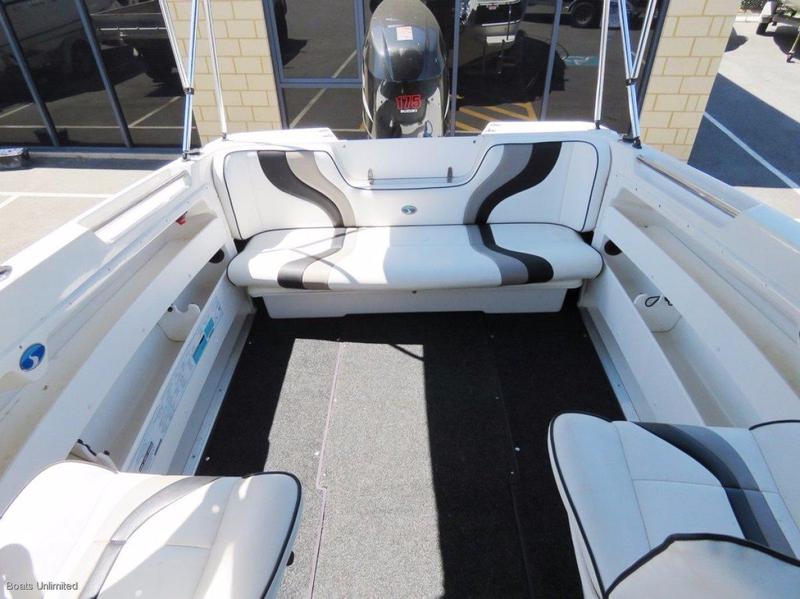 Haines Signature 600F FISHING FAMILY OFFSHORE DECK SPACE QUALITY RIDE