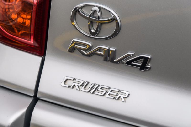 2004 TOYOTA RAV4 Cruiser ACA23R