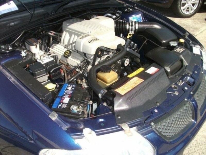 2002 HOLDEN COMMODORE EXECUTIVE VXII