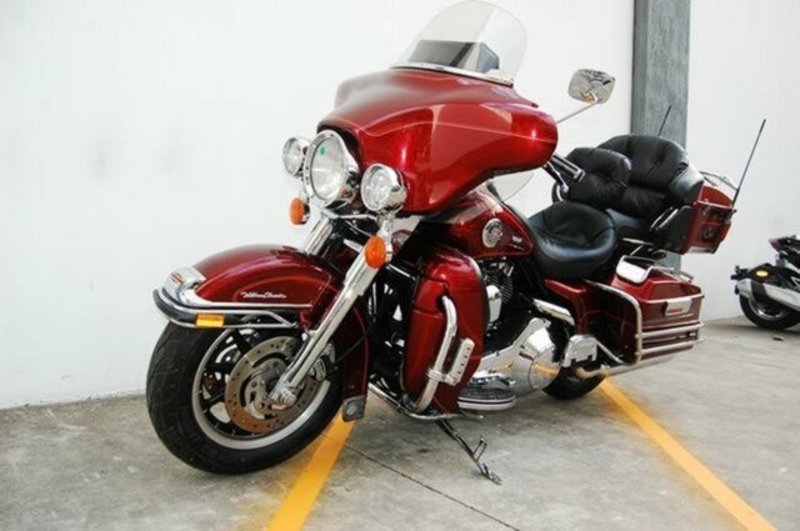 2000 HARLEY-DAVIDSON 1450CC FLHTCI ELECTRA GLIDE CLASSIC