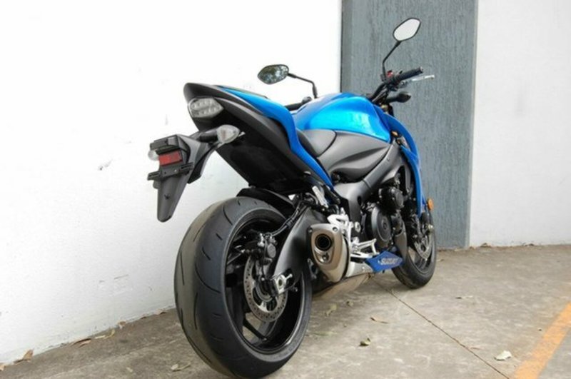 2015 SUZUKI 1000CC 1000CC L6