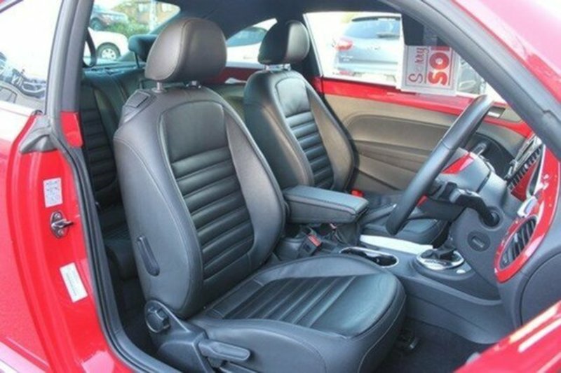 2014 VOLKSWAGEN BEETLE 1L MY15