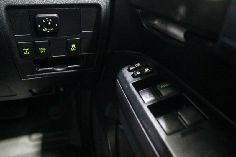 2012 TOYOTA LANDCRUISER GX (4x4) VDJ200R