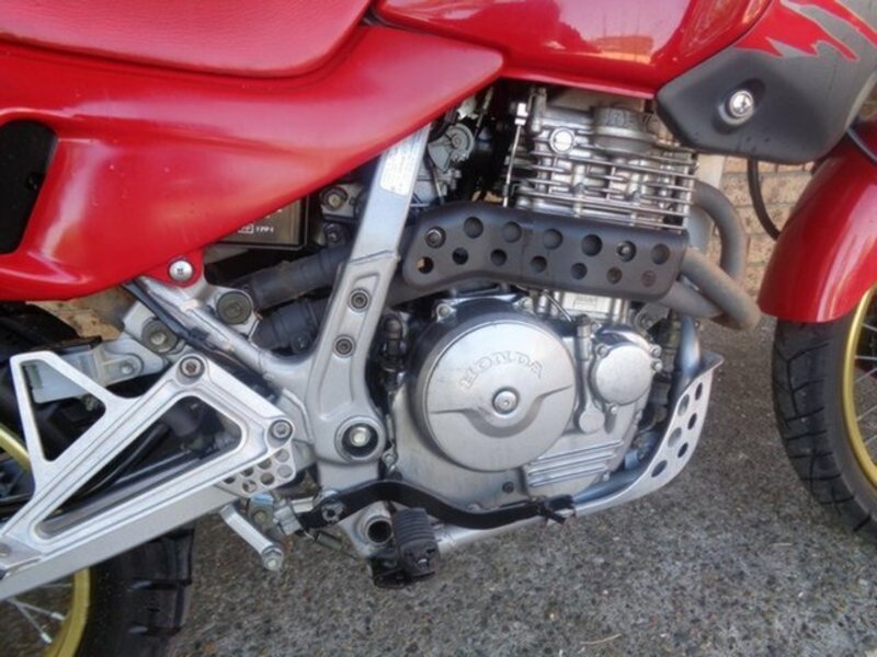1995 HONDA 650CC NX650 (DOMINATOR)