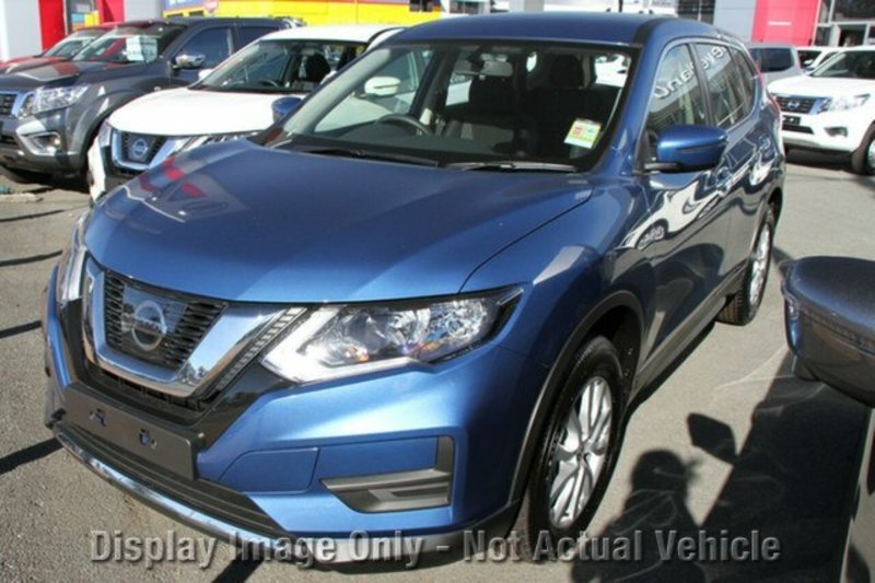 2017 NISSAN X-TRAIL