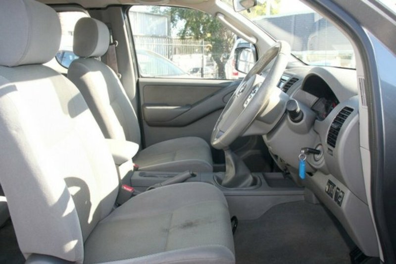 2010 NISSAN NAVARA ST-X (4x4) D40