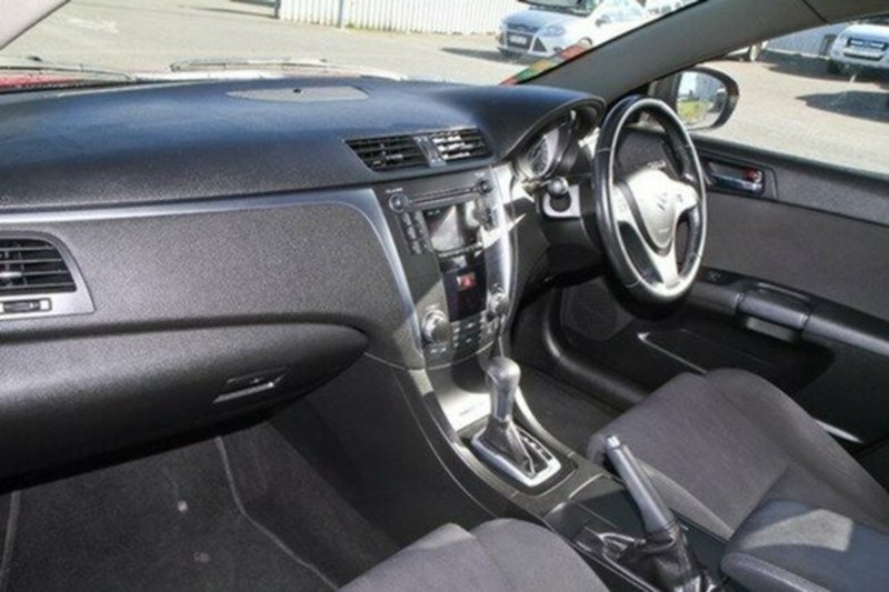 2010 SUZUKI KIZASHI XL FR