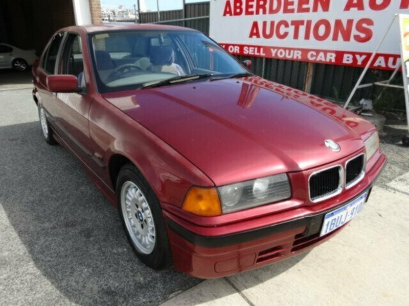 1993 BMW 3 18i