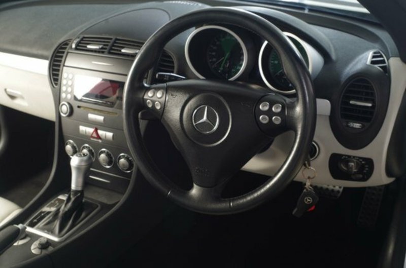 2004 MERCEDES-BENZ SLK200 KOMPRESSOR 202