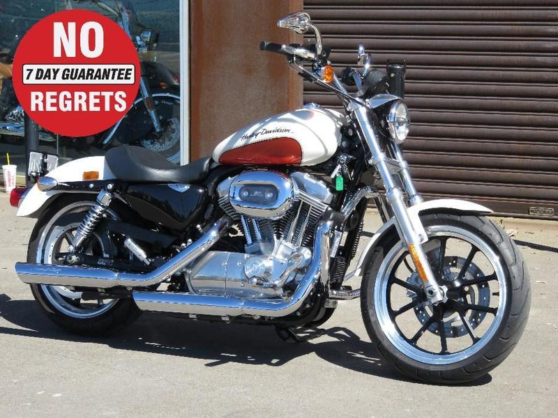 2011 HARLEY-DAVIDSON SUPERLOW 883 (XL883L)