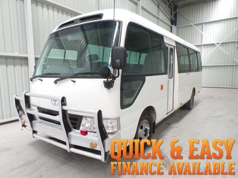 2011 TOYOTA COASTER 50 SERIES BUS