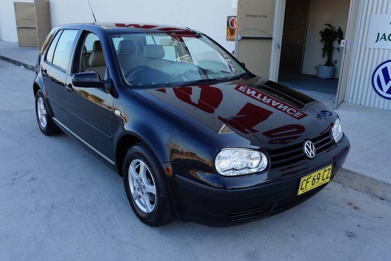 2002 VOLKSWAGEN GOLF GL