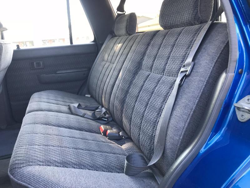 1992 TOYOTA Hilux Surf
