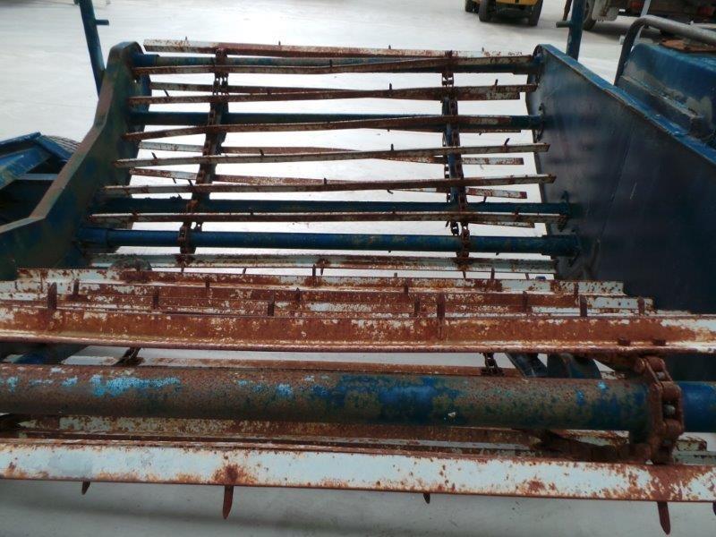 WORKMATE TOWABLE FEEDER