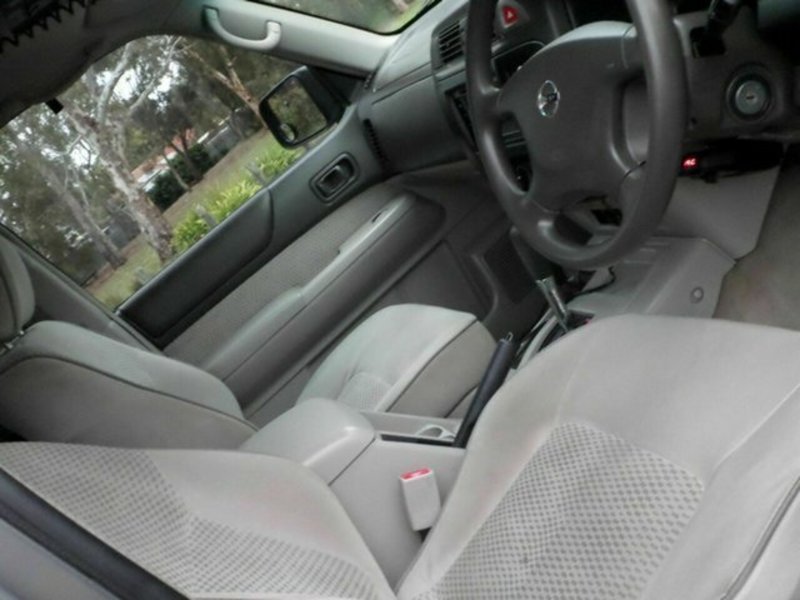 2004 NISSAN PATROL ST (4x4) GU III