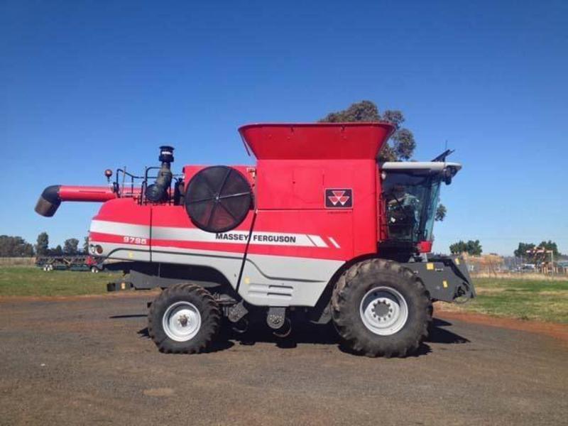 2010 MASSEY FERGUSON 9795 HEADER