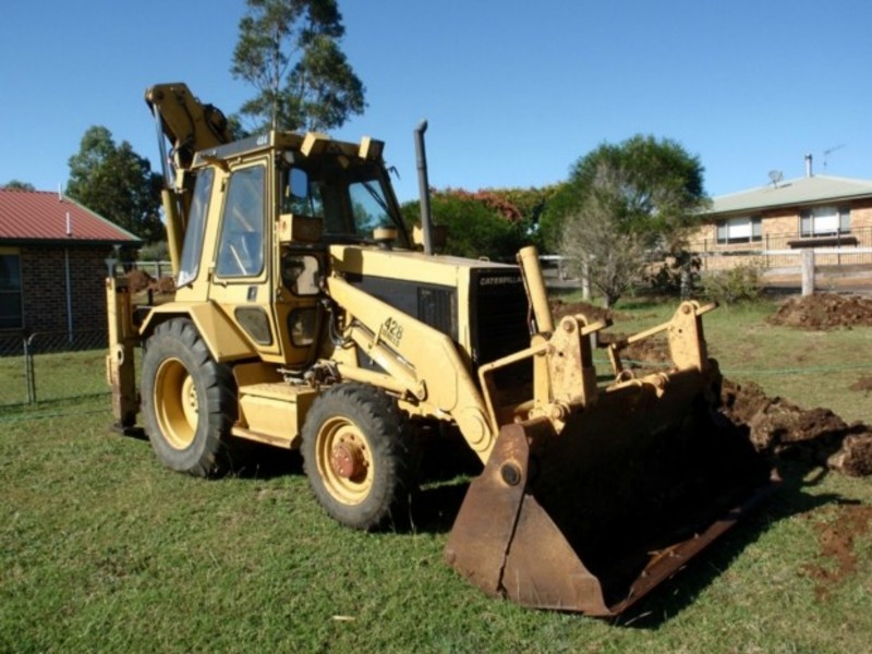 CATERPILLAR 428 428 Loader