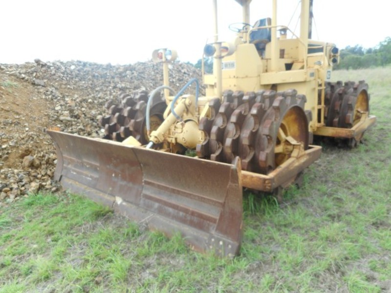 1976 CATERPILLAR 815 A Cat 3406 Compactor 815 RollerCompacting
