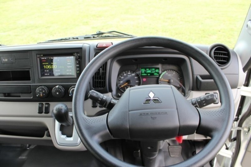 2017 FUSO Canter 515 Wide MWB AMT Canter 515 Wide Truck