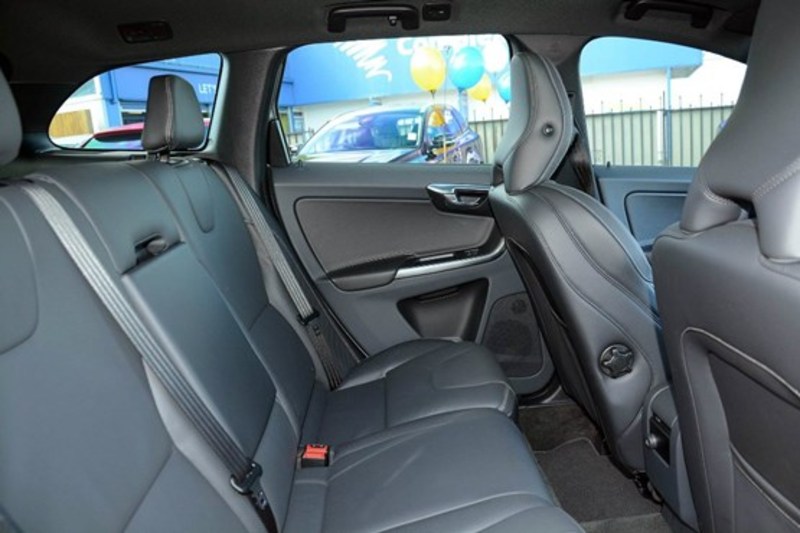2014 VOLVO XC60 D5 GEARTRONIC AWD R-DESIGN MY14
