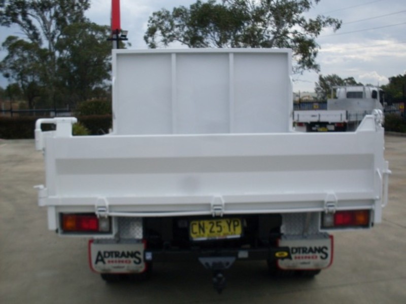 2013 HINO 617 - 300 Series TIPPER TOOL BOX 617 - 300 Series Truck