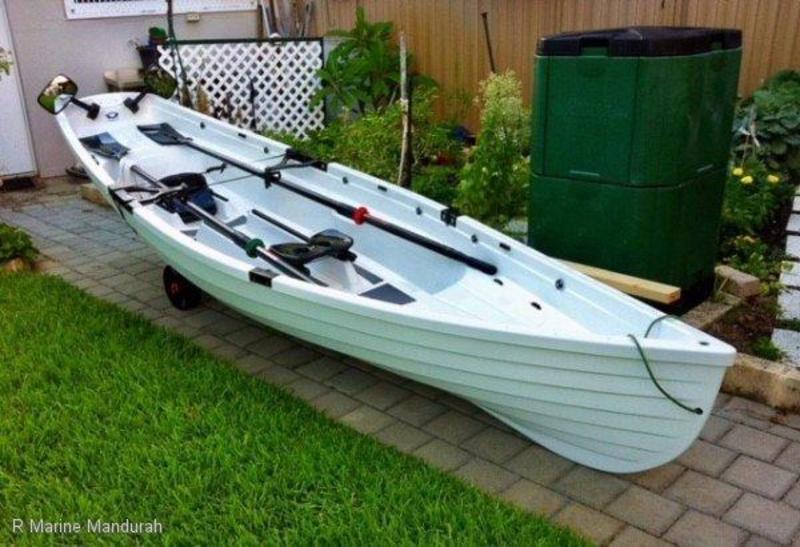 Whitehall Solo 14 ***SOLO 14 SINGLE SLIDE SEAT MODEL***$10900***