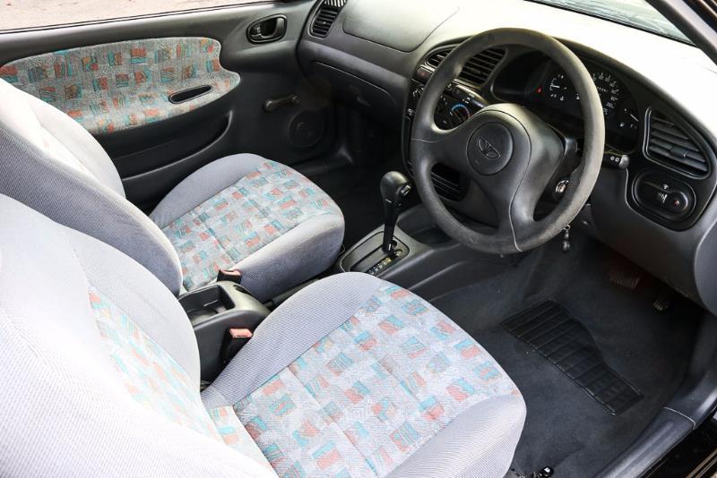 1999 DAEWOO LANOS SE