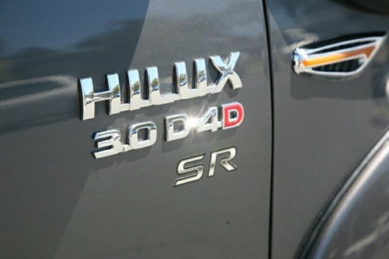 2012 TOYOTA HILUX SR (4x4) KUN26R MY12