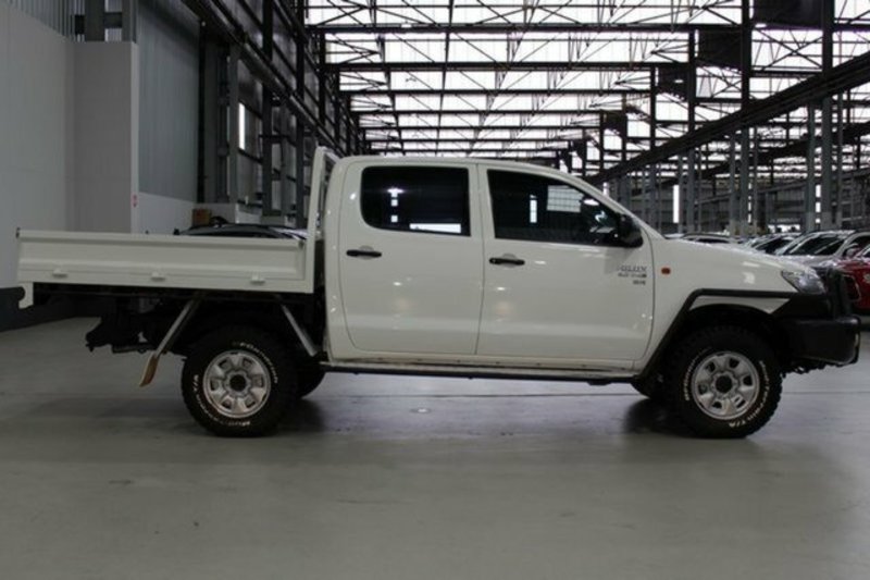 2013 TOYOTA HILUX SR (4x4) KUN26R MY12