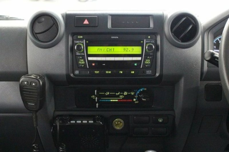 2012 TOYOTA LANDCRUISER WORKMATE (4x4) VDJ76R 09 UPGRADE