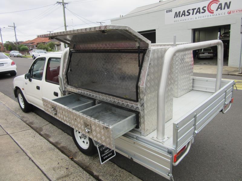 2003 TOYOTA HILUX RZN149R MY02