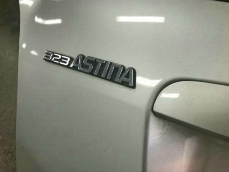 2003 MAZDA 323 ASTINA