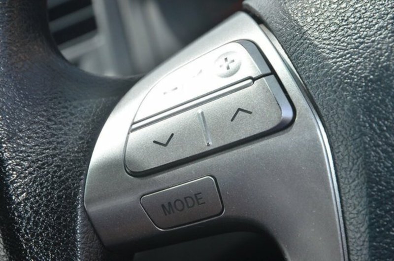 2014 TOYOTA HILUX SR (4x4) KUN26R MY14