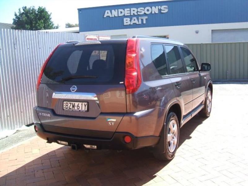 2010 NISSAN X-TRAIL