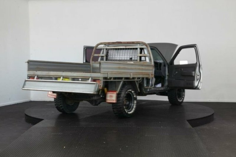1999 NISSAN NAVARA DX (4x4) D22
