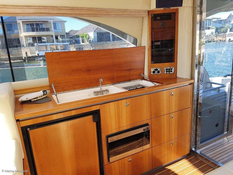 Riviera 3600 Sport Yacht ** UNDER OFFER IN 6 DAYS *** $265,500 ***